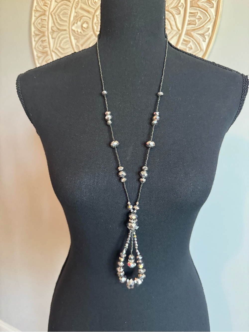 Elegant Black and Silver Beaded Teardrop Pendant Necklace